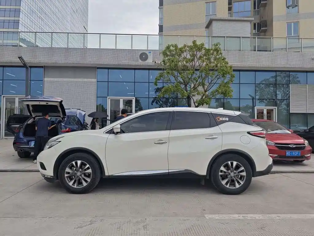 Nissan Murano 2021 2021 2.5L XL 2WD Intelligent Luxury Edition