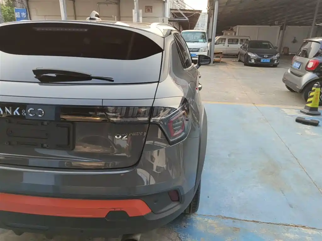 Lynk & Co 02 New Energy 2019 Edition 1.5T PHEV Pro фото 8