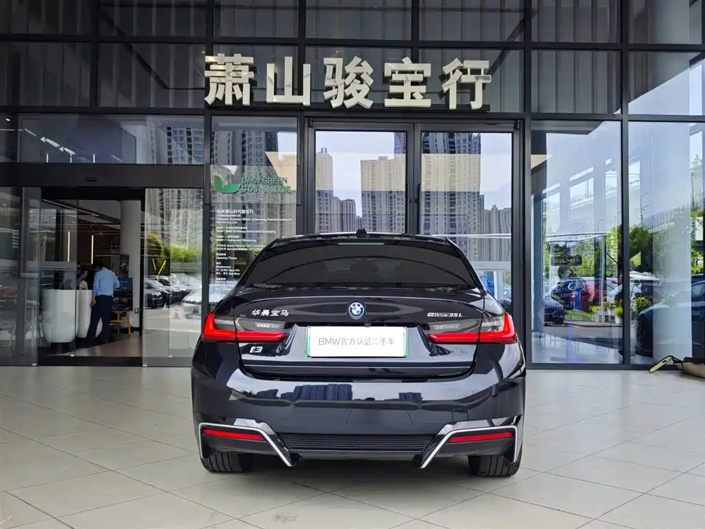 BMW i3 2024 eDrive 35 L фото 5