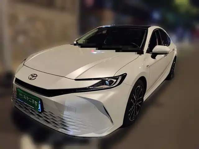Toyota Camry 2024