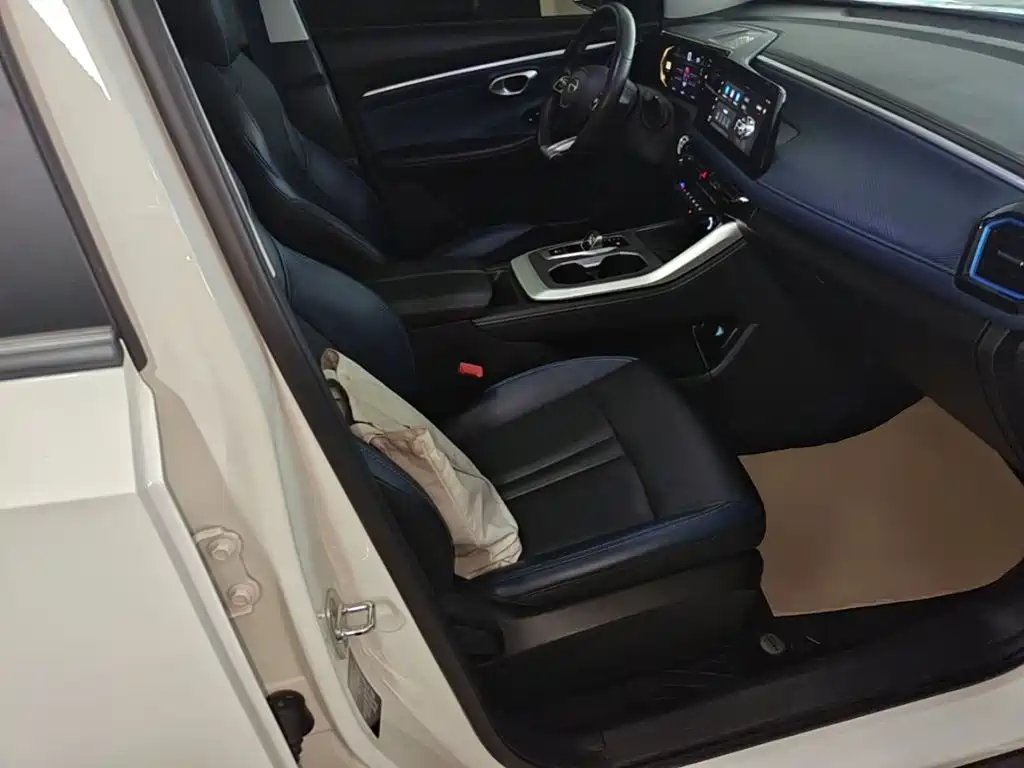 GAC Trumpchi Trumpchi GS3 2024 2023 Shadow Speed 270T Power Enjoyment Edition