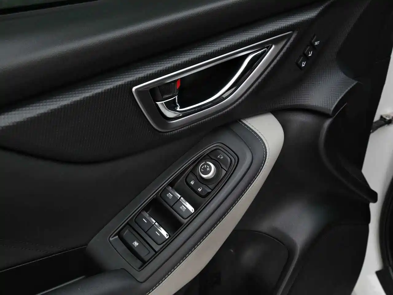 Subaru Forester 2022 2.0i AWD Luxury Edition with EyeSight фото 11