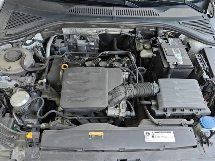 Volkswagen Lavida 2023 1.5L Automatic Starlight 5 Million Edition фото 10
