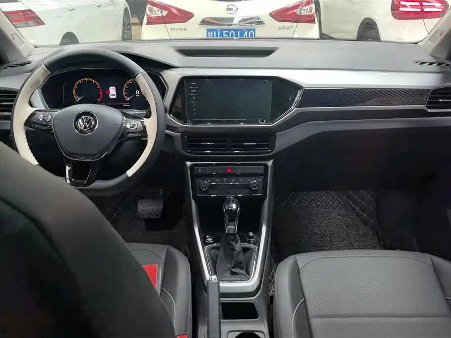 Volkswagen T-Cross 2019 280TSI DSG Luxury Edition фото 12