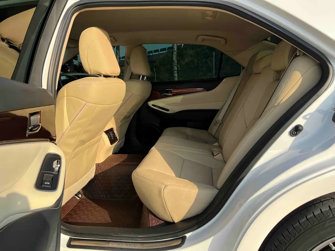 Toyota Crown 2015 2.0T Pioneer фото 7