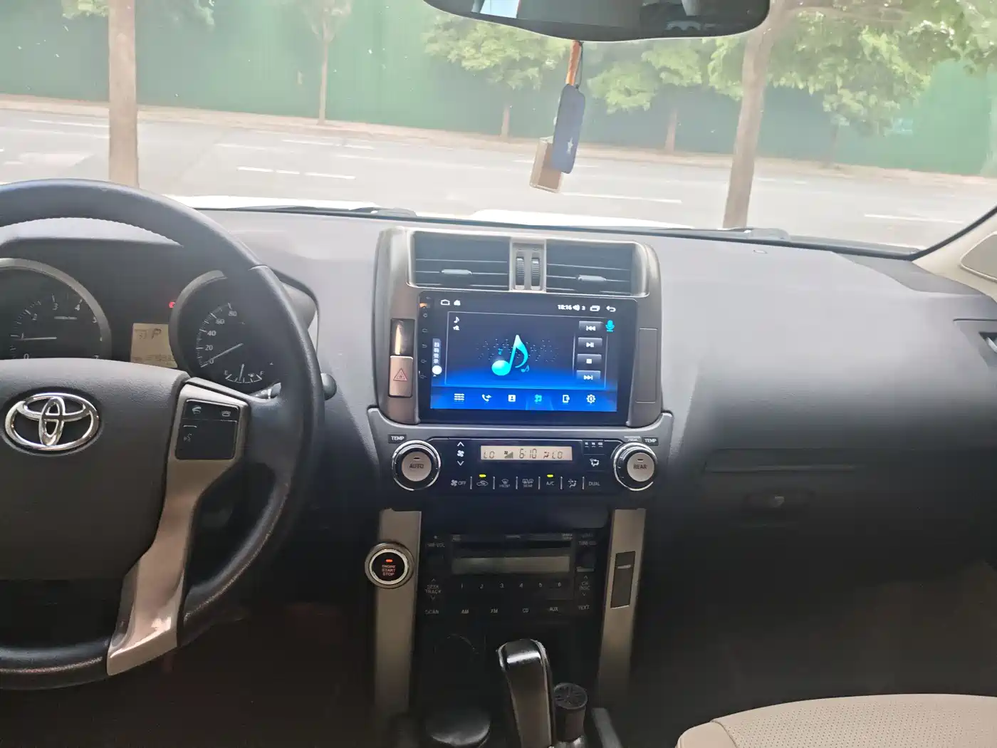 Toyota Prado (Import) 2010 2.7L Auto Luxury фото 8