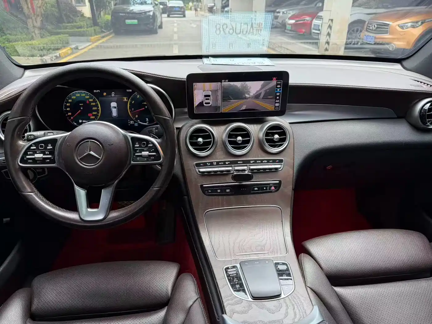 Фото 6 - Mercedes-Benz GLC