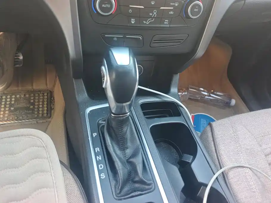 Ford Kuga 2021 2019 EcoBoost 180 2WD Platinum Wing Edition China VI