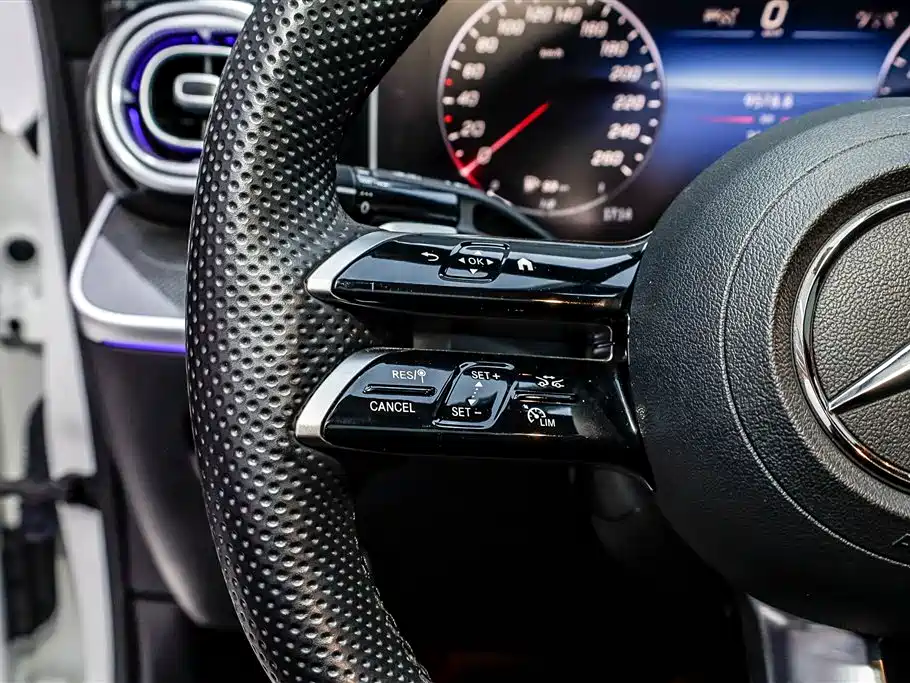 Mercedes-Benz C-Class 2024 Facelift III C 260 L Sport фото 15