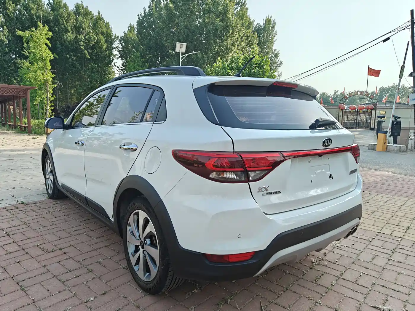 Kia KX CROSS 2017 1.4L AT GLS фото 4