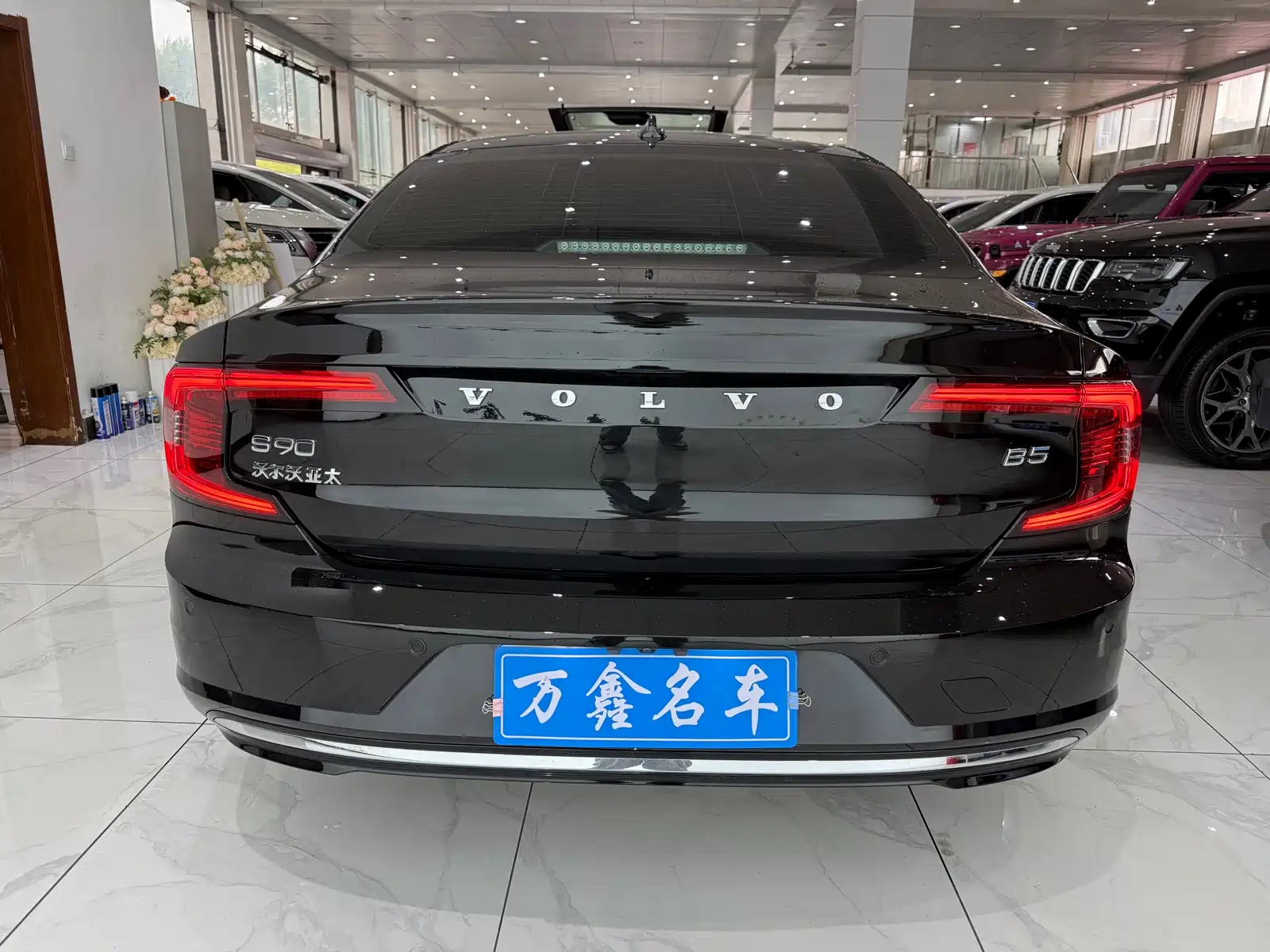 Фото 19 - Volvo S90