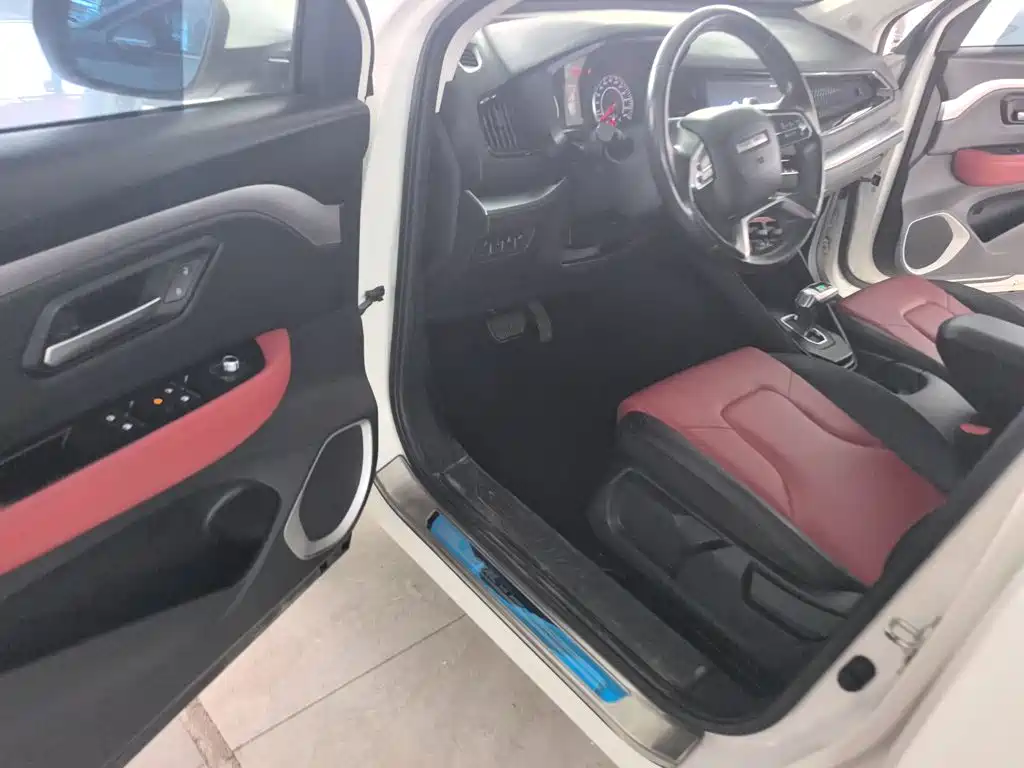 Haval H2s 2017 2017 Red Label 1.5T DCT Elite