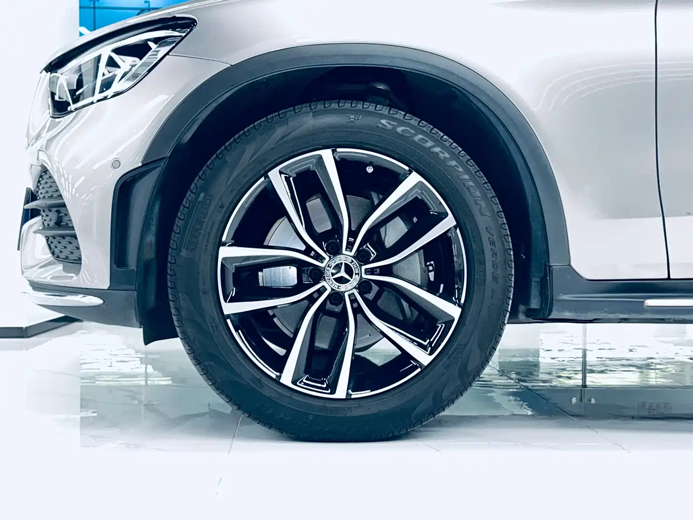 Mercedes-Benz GLC 2021 GLC 300 L 4MATIC Sporty фото 17