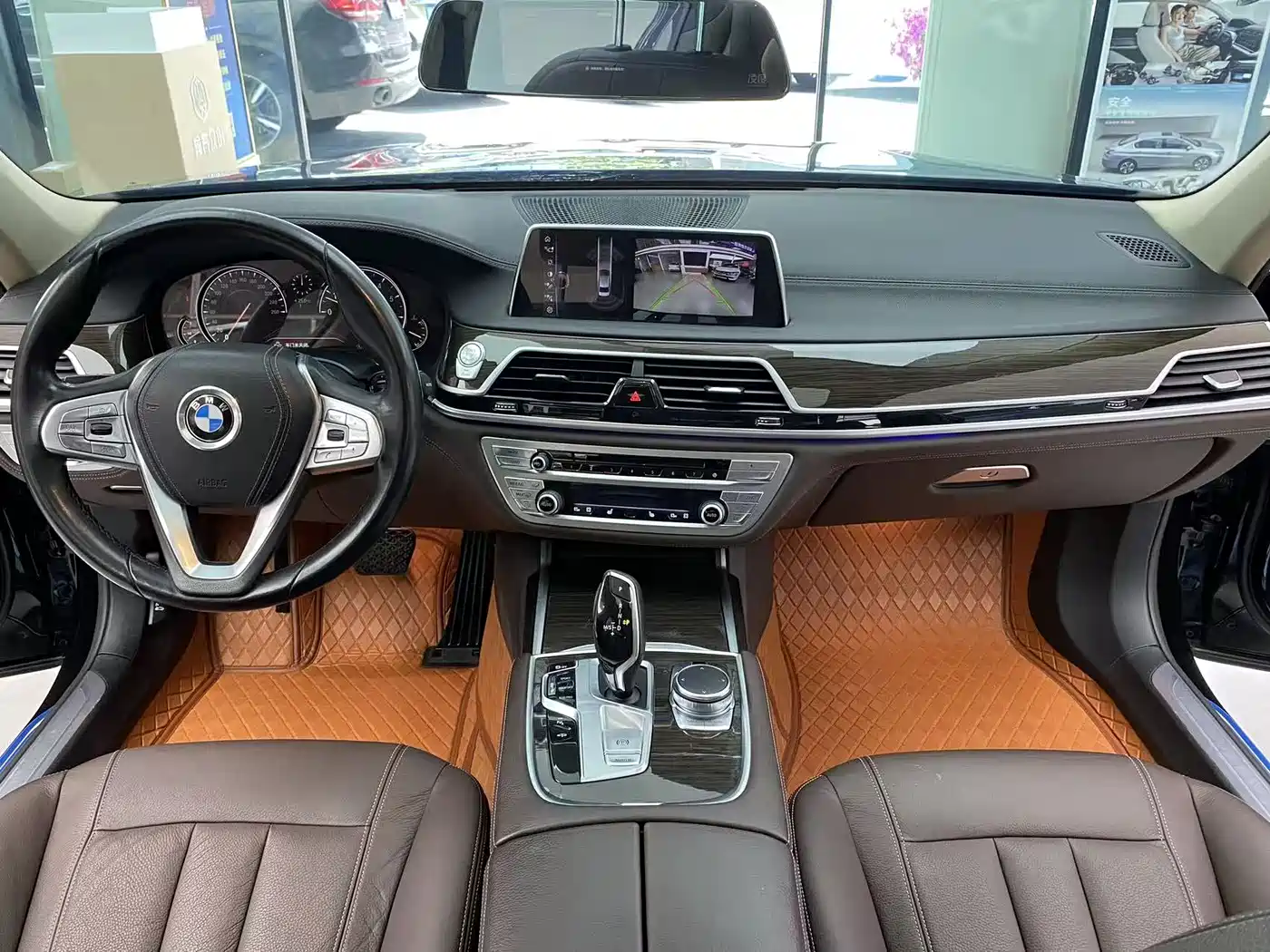 BMW 7 Series 2016 730Li Leading фото 7
