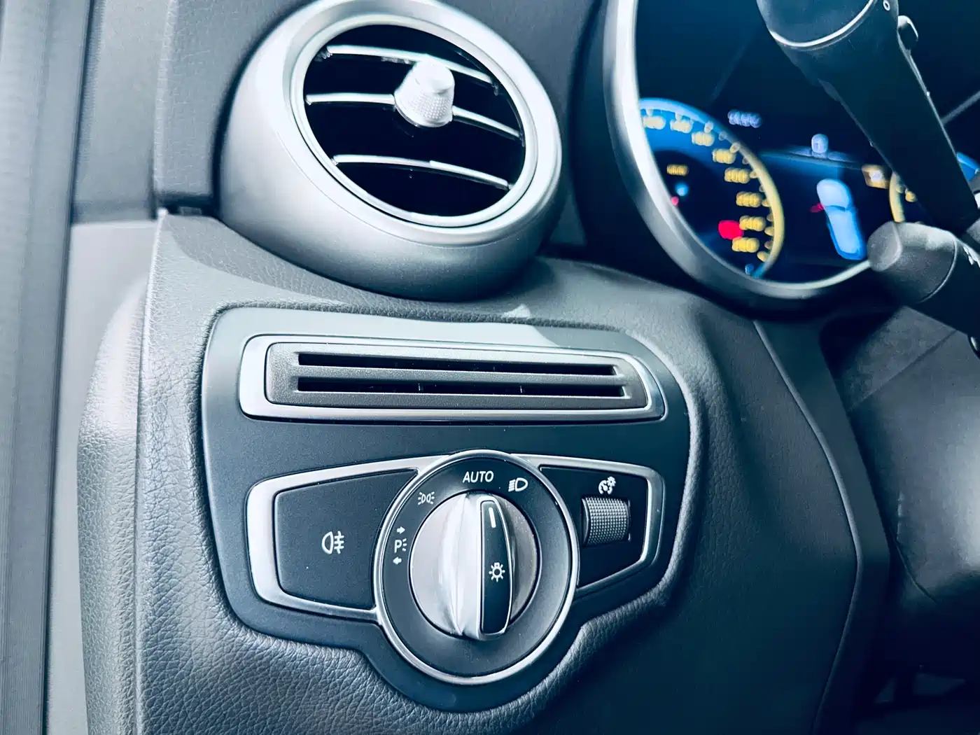 Mercedes-Benz GLC 2021 GLC 300 L 4MATIC Sporty фото 25