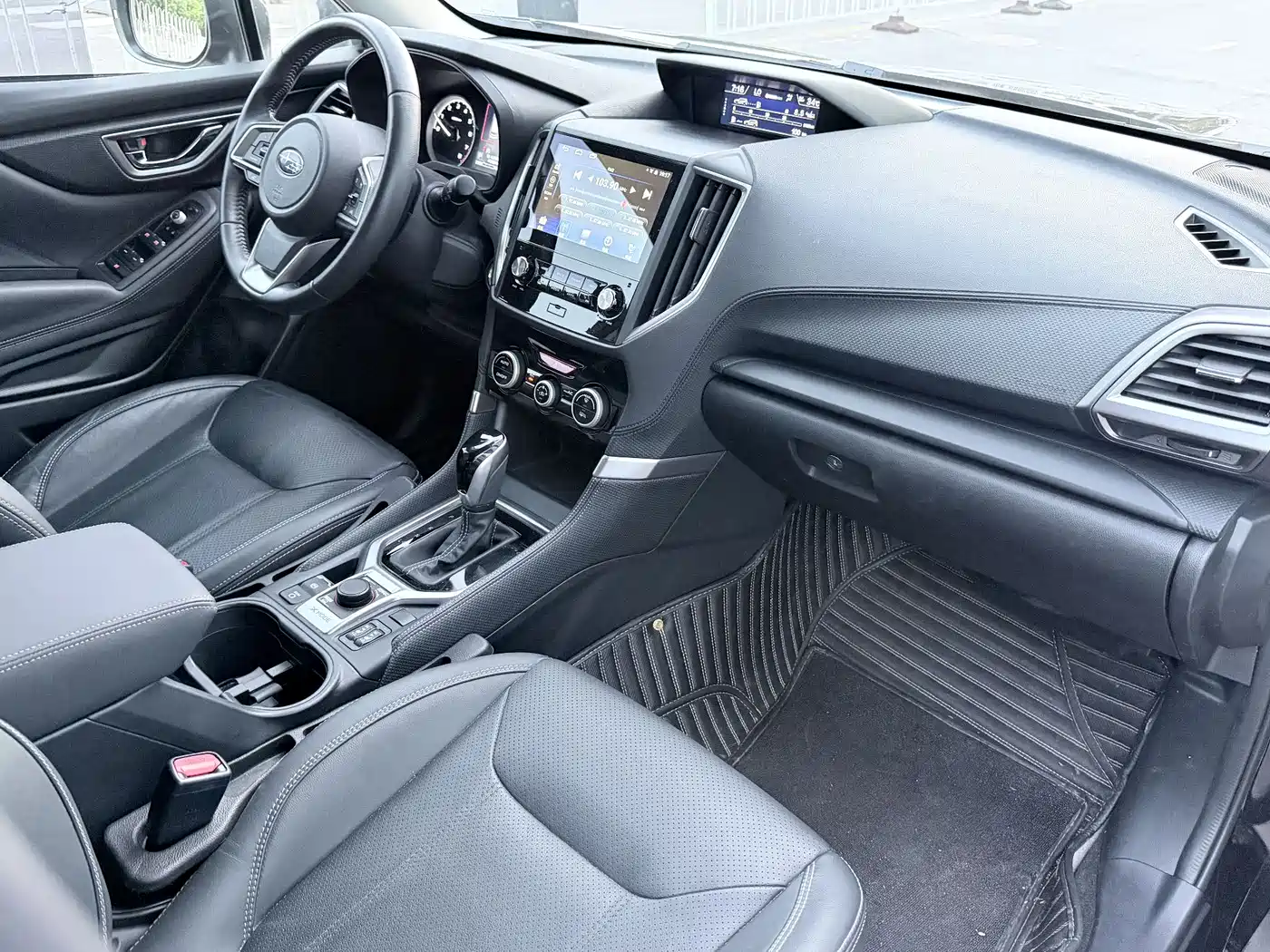 Subaru Forester 2021 2.0i Luxury Edition with EyeSight фото 13