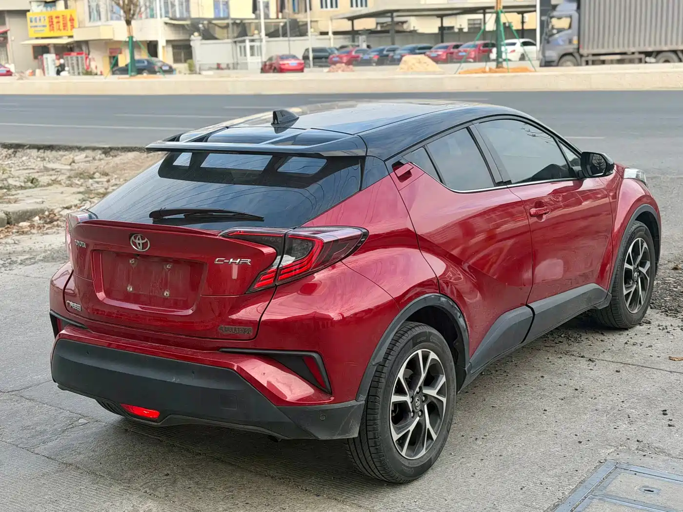 Toyota C-HR 2020 Model 2.0L Luxury фото 17