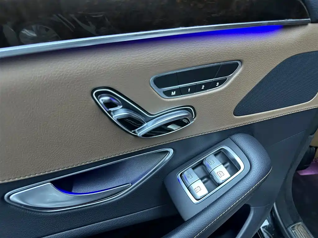 Mercedes-Benz S-Class 2019 S 350 L Premium Ultimate Edition фото 14