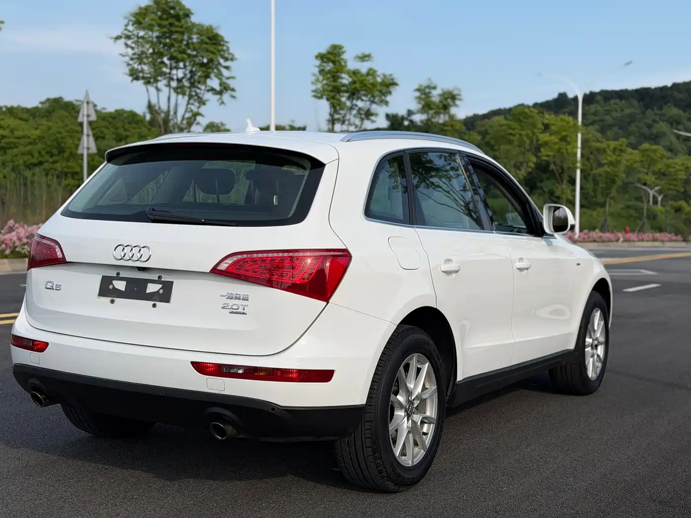 Audi Q5 2012 2.0TFSI Comfort фото 4