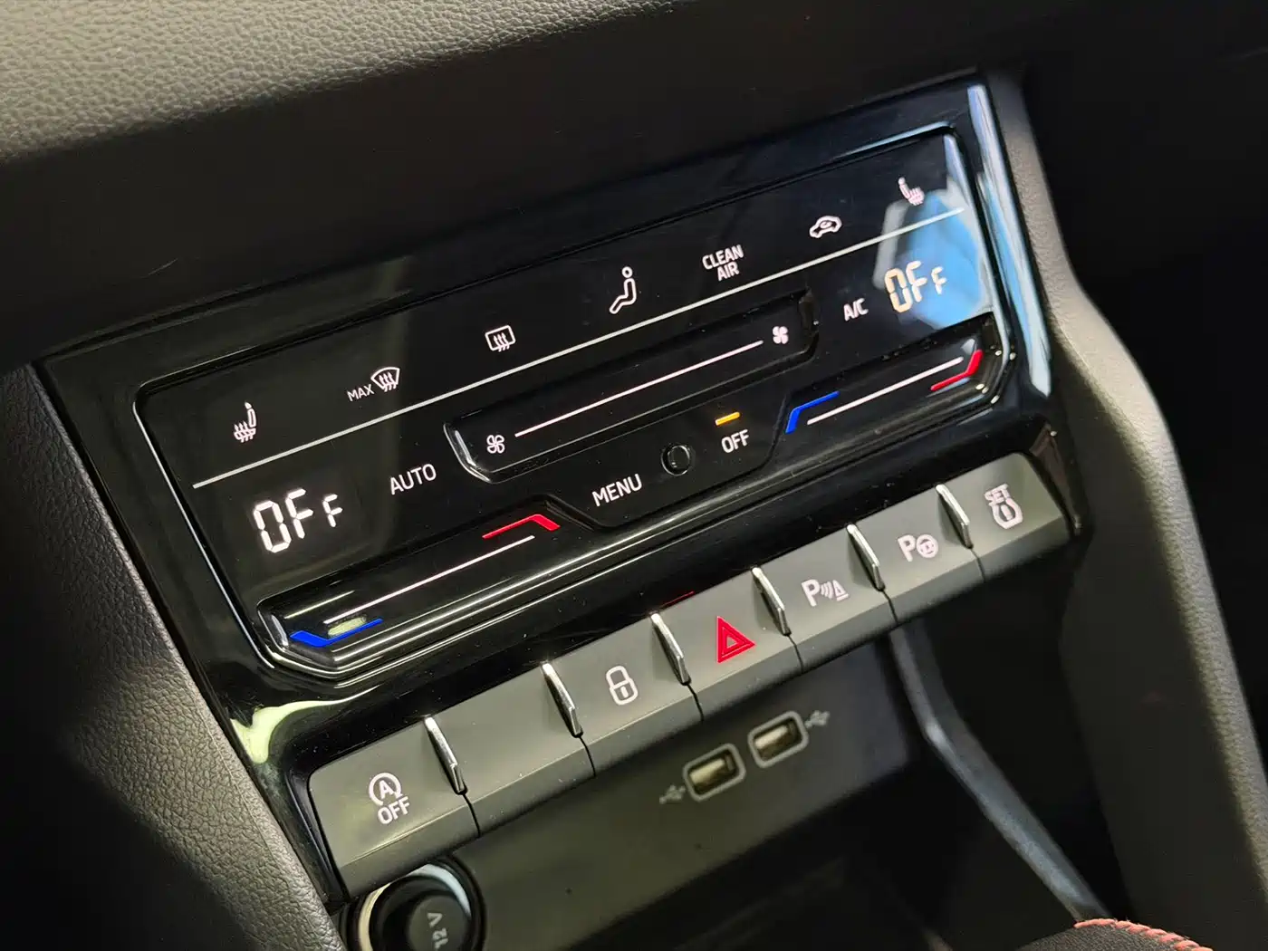 Škoda Karoq 2022 TSI280 Luxury Edition фото 13