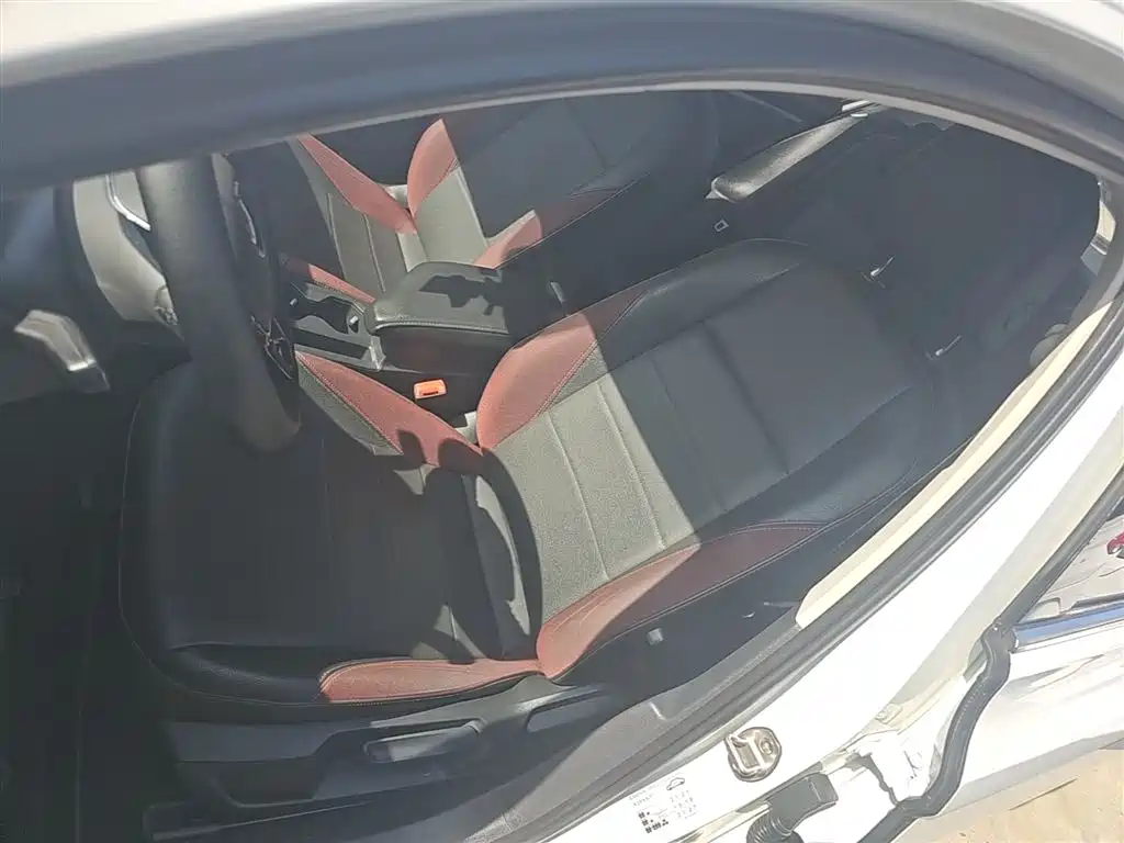 Volkswagen Bora 2020 1.5L Automatic Elite фото 15