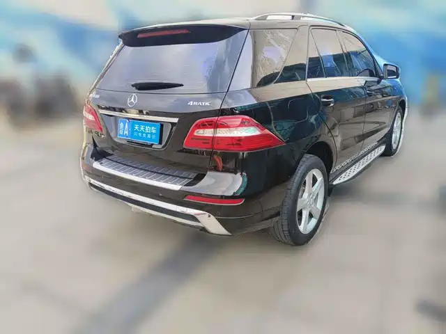 Mercedes-Benz M-Class 2015 ML 320 4MATIC — фото 2