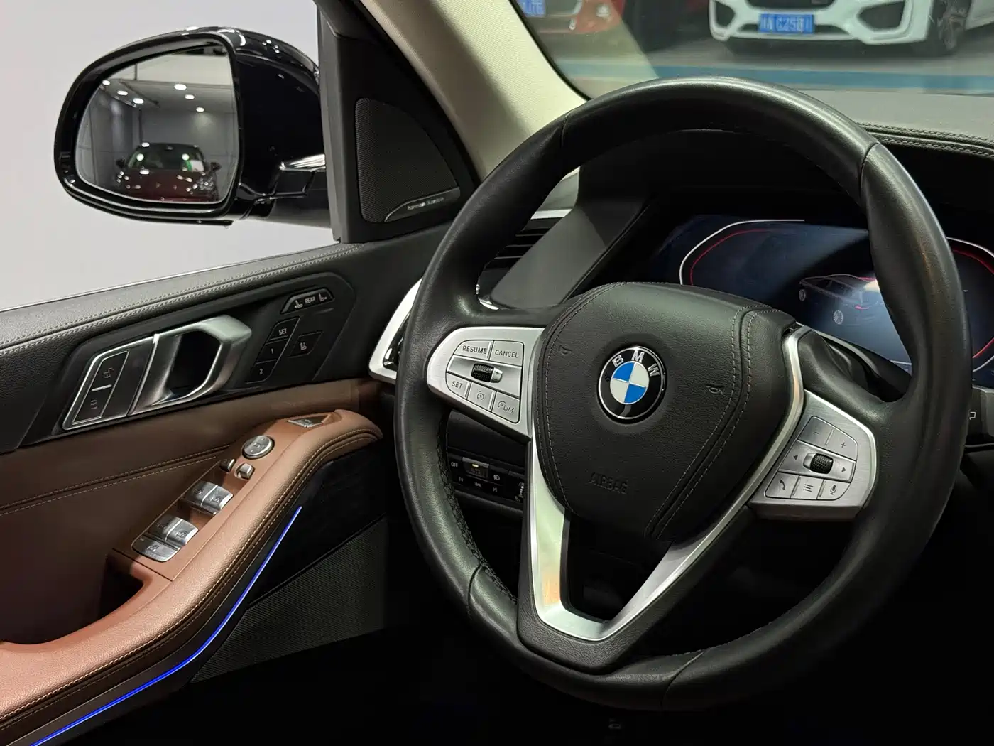 BMW X7 2020 xDrive40i Leading Luxury Package фото 23
