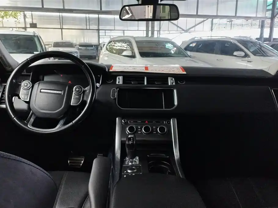 Land Rover Range Rover Sport 2016 Model 3.0 SC V6 HSE DYNAMIC фото 12