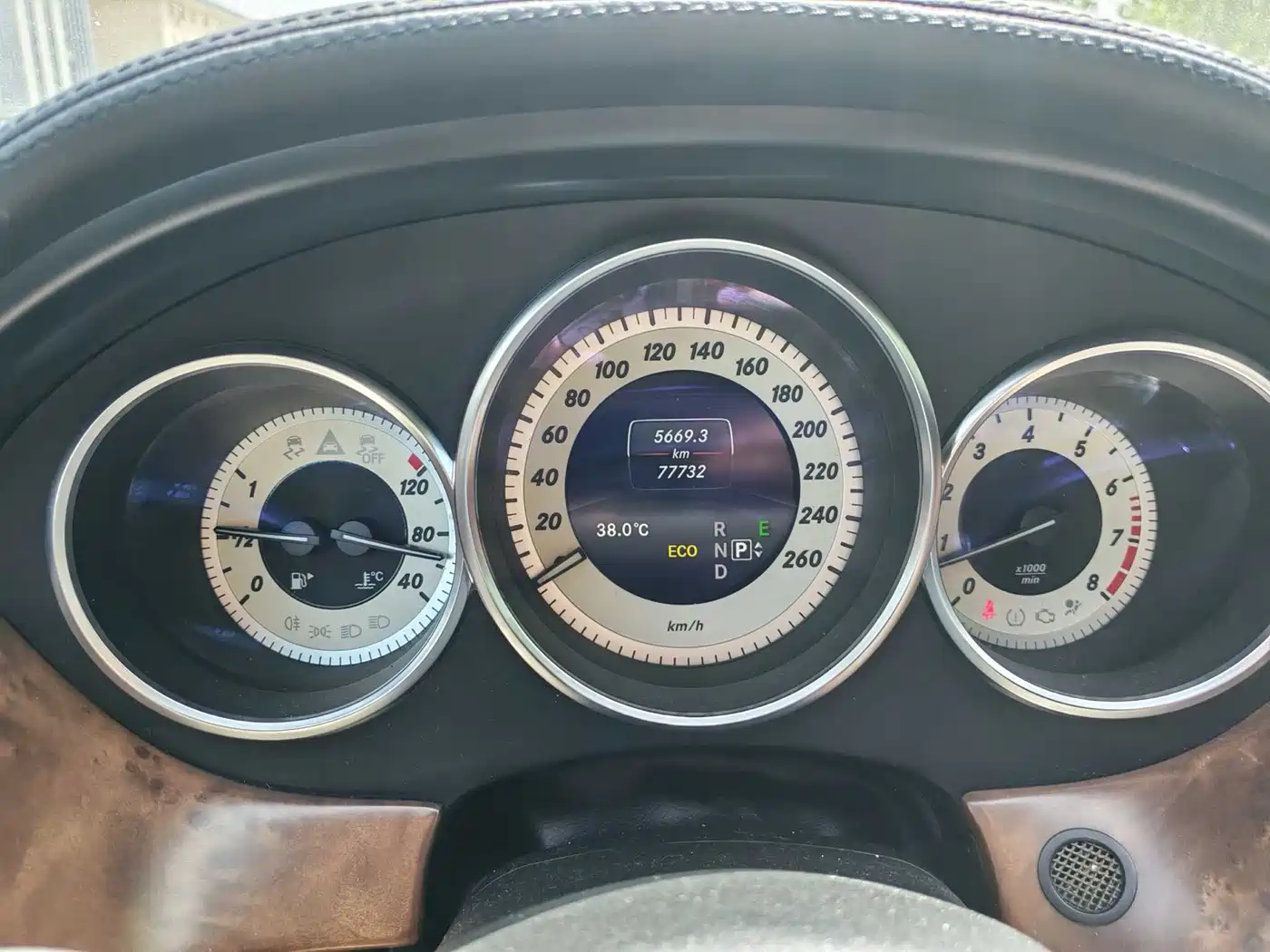 Mercedes-Benz CLS 2012 CLS 350 CGI фото 6