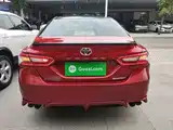 Фото 6 - Toyota Camry