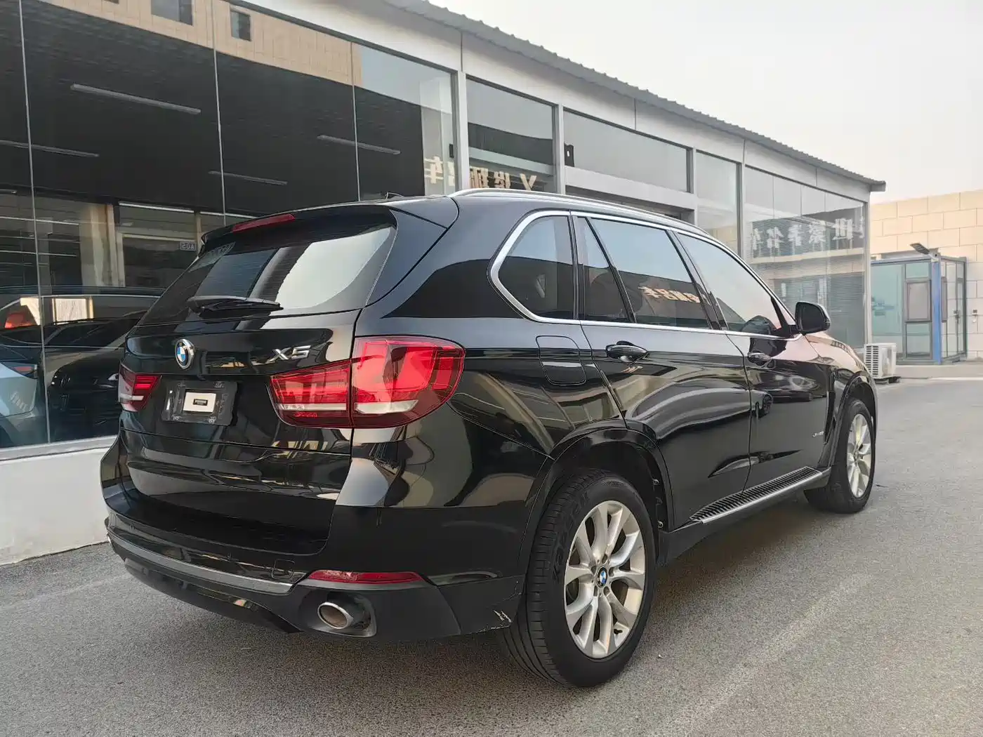 BMW X5 (Import) 2017 xDrive28i фото 4