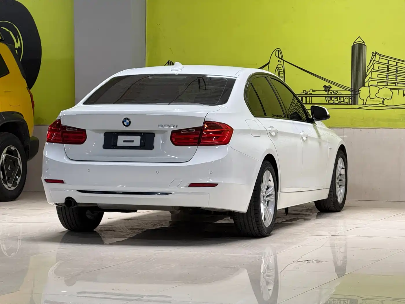 BMW 3 Series (Import) 2013 2013 320i Sport Design Package