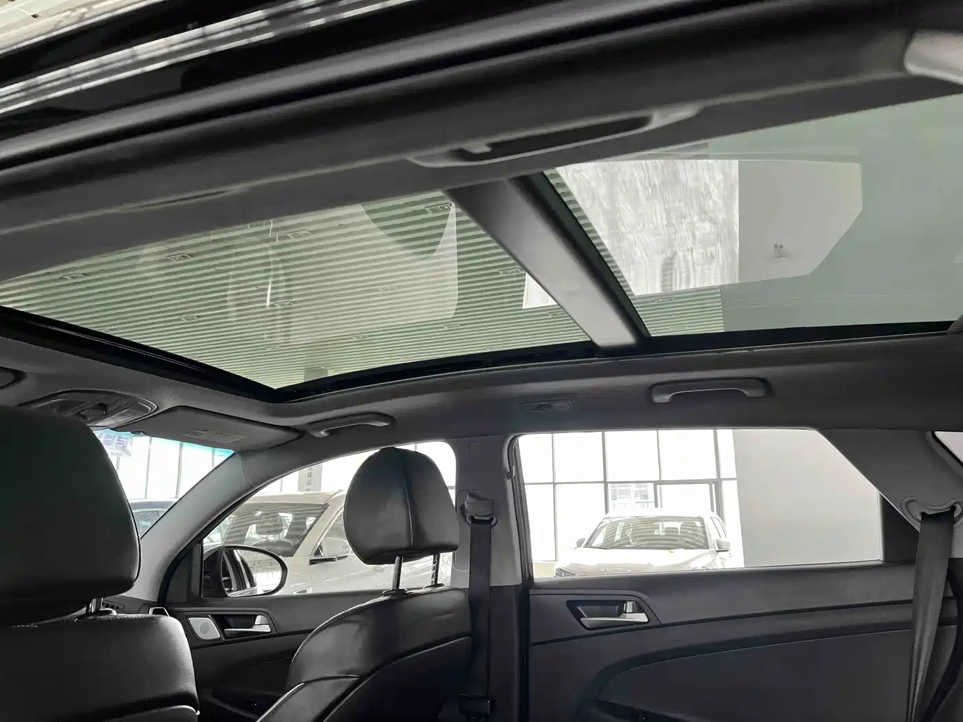 Hyundai Tucson 2019 280TGDi Dual-clutch 2WD Fashion Edition China VI фото 16