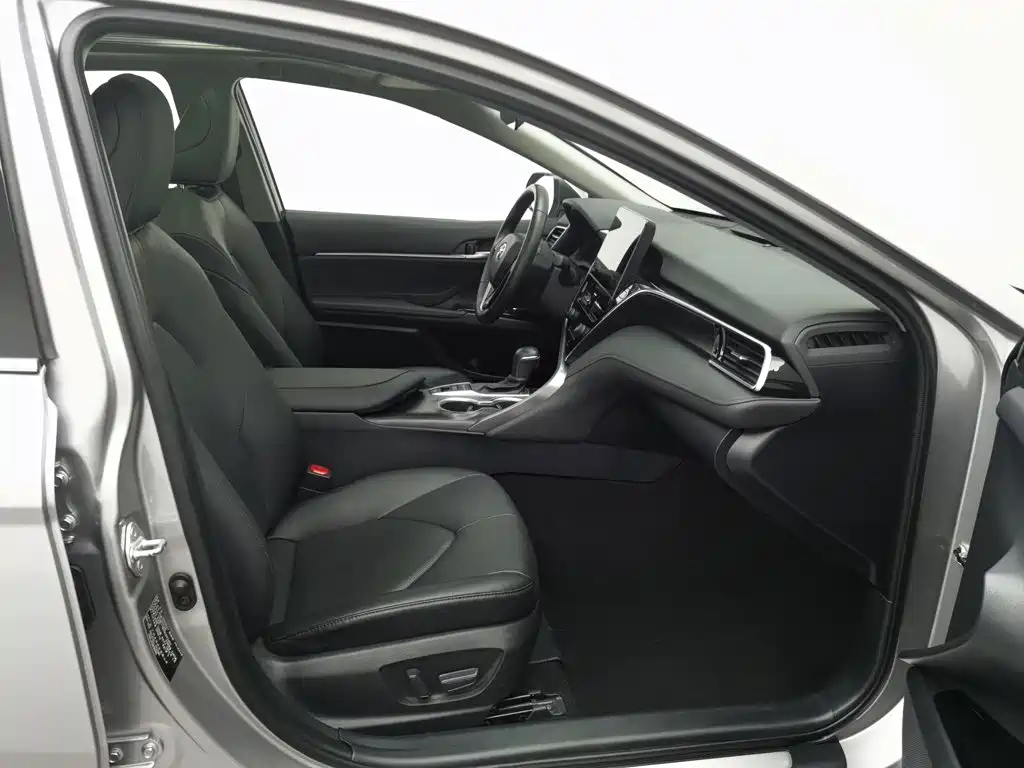 Toyota Camry 2024 2023 2.5G Luxury Edition