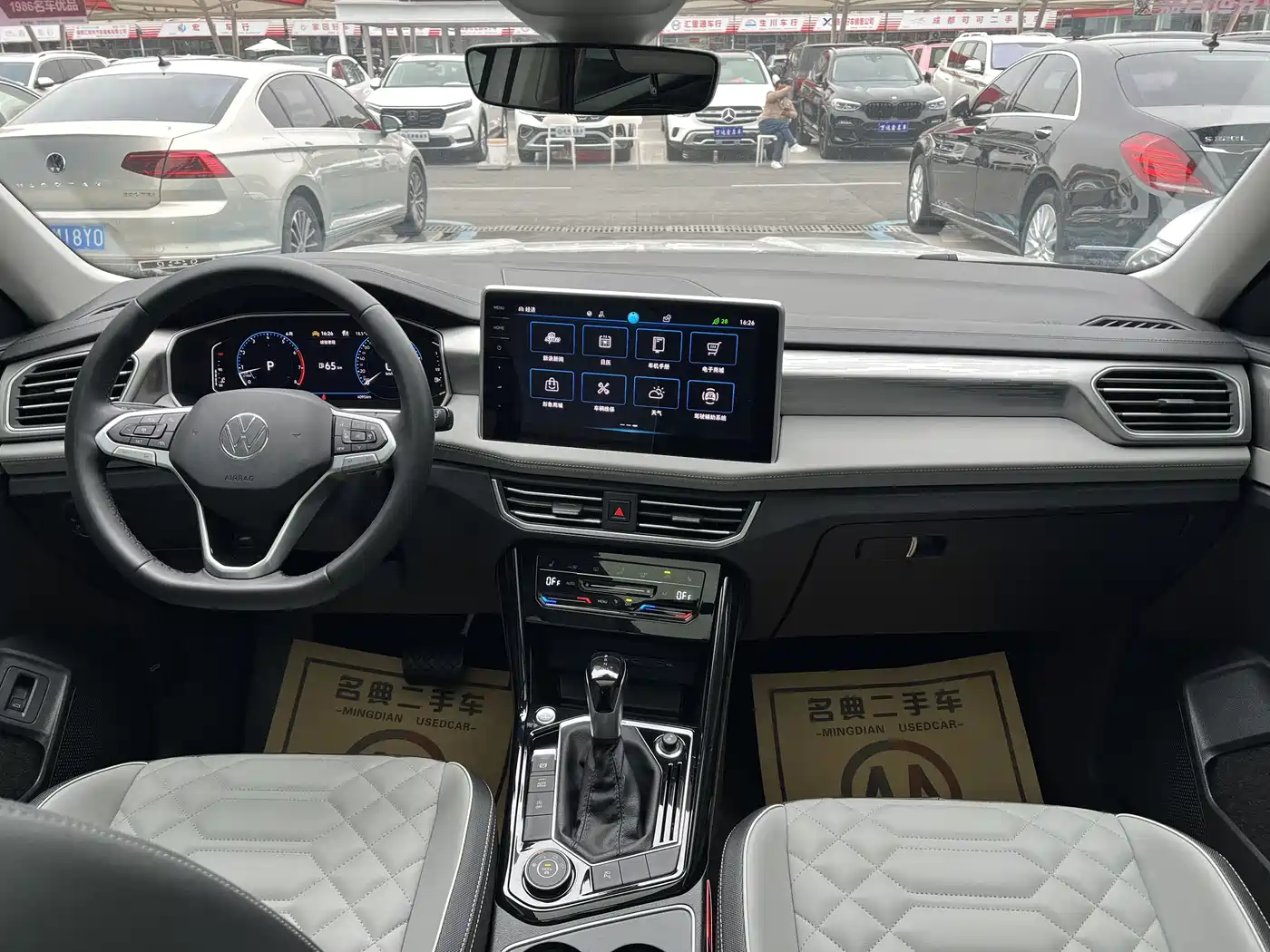Volkswagen Tayron 2023 380TSI 4WD R-Line High-Performance Edition фото 5