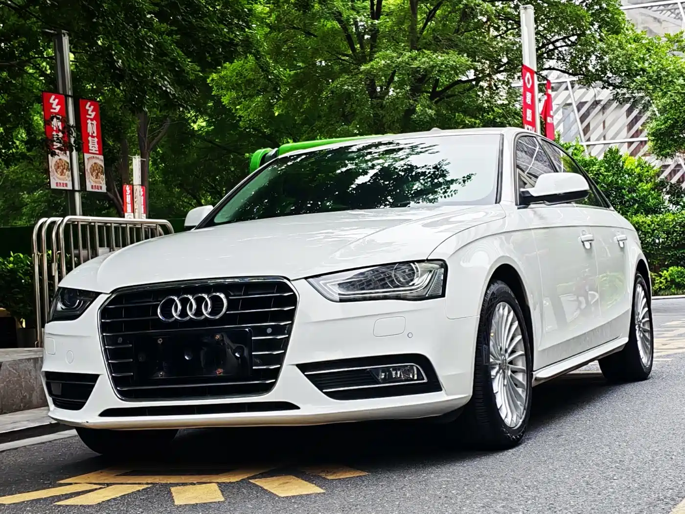 Audi A4L 2015 35 TFSI Auto Comfort