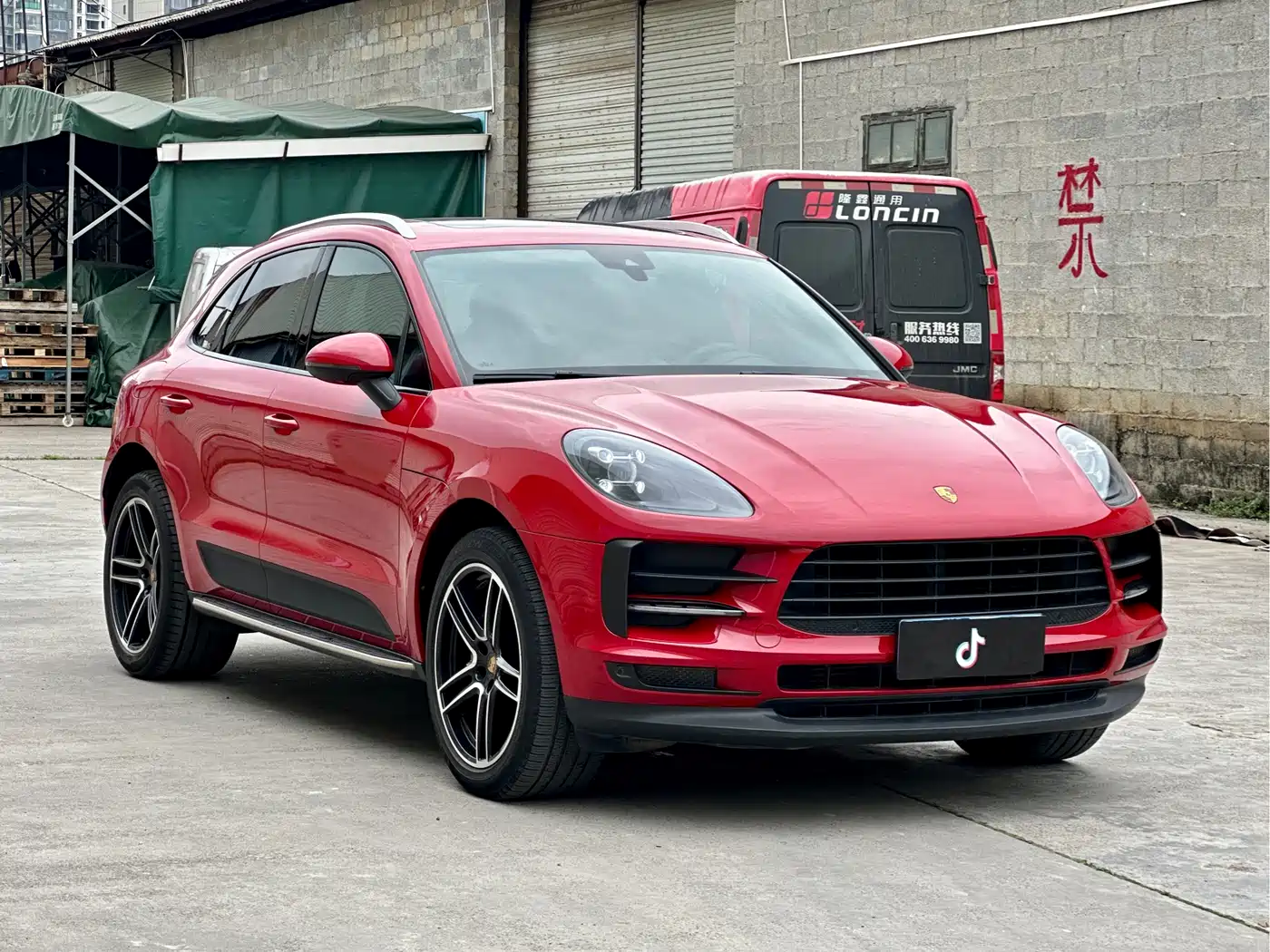 Porsche Macan 2018 Macan 2.0T фото 4