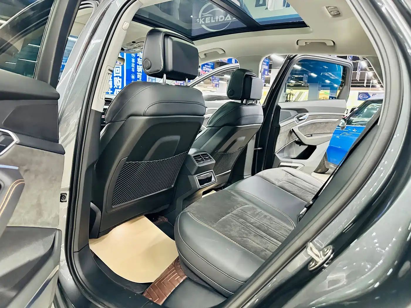Audi e-tron 2023 2021 50 quattro Exclusive Selection
