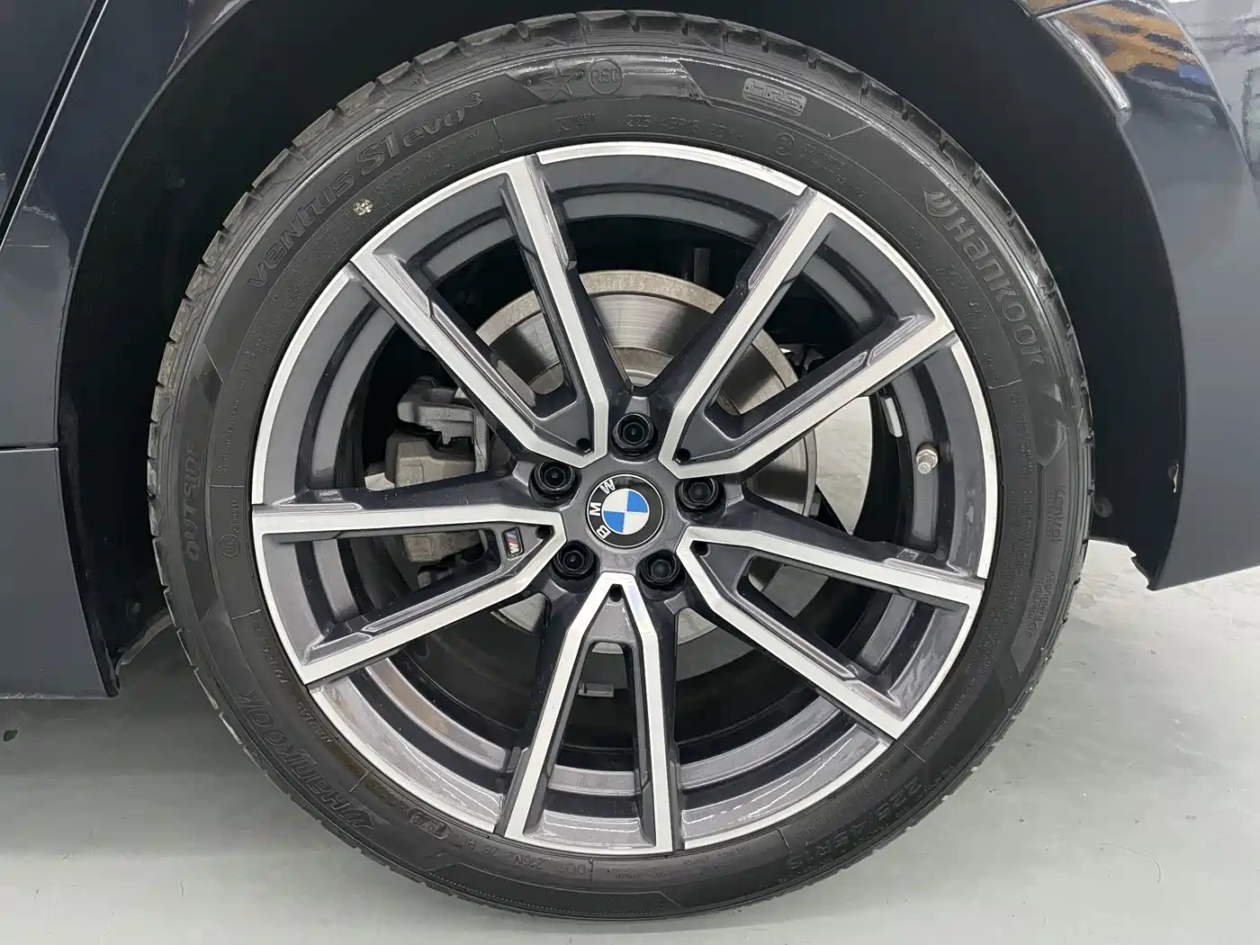 BMW 3 Series 2023 320Li M Sport Package фото 24
