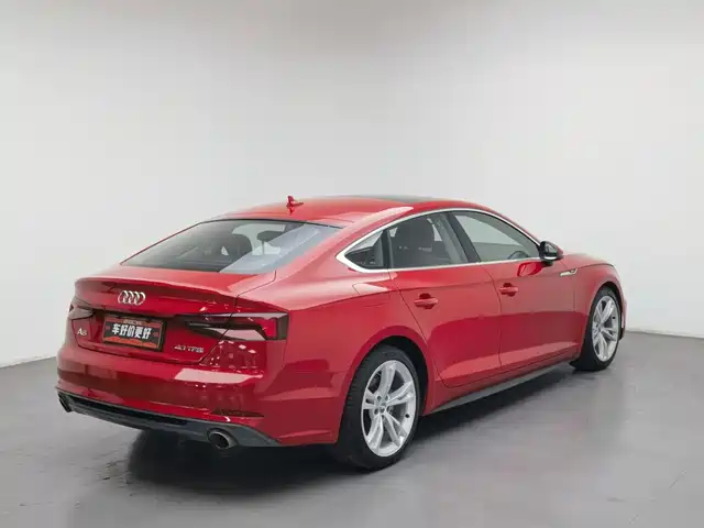 Audi A5 (Import) 2019 Sportback 40 TFSI Fashion — фото 2