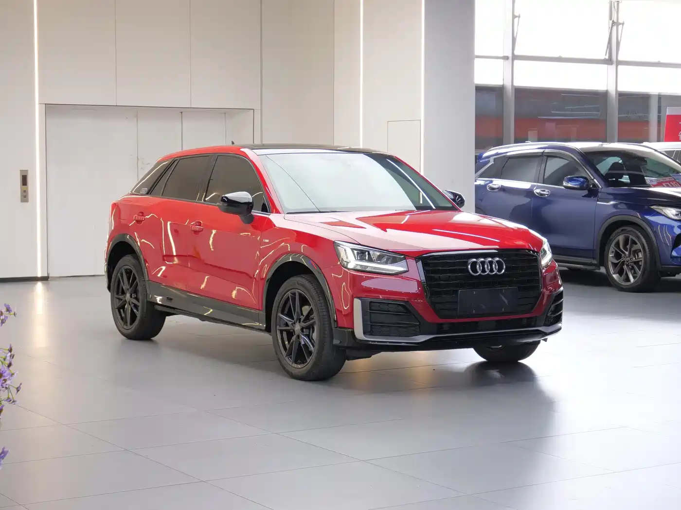 Audi Q2L 2018 35 TFSI Fashion Dynamic China VI фото 3