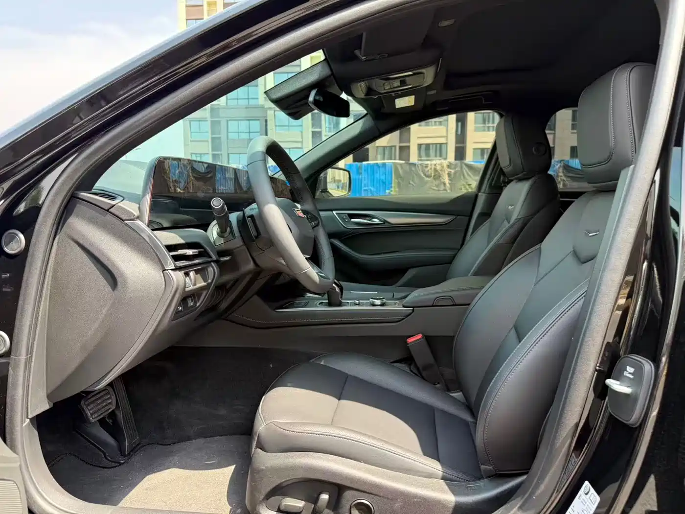 Cadillac CT5 2025 Model 28T Urban Sport Edition фото 5