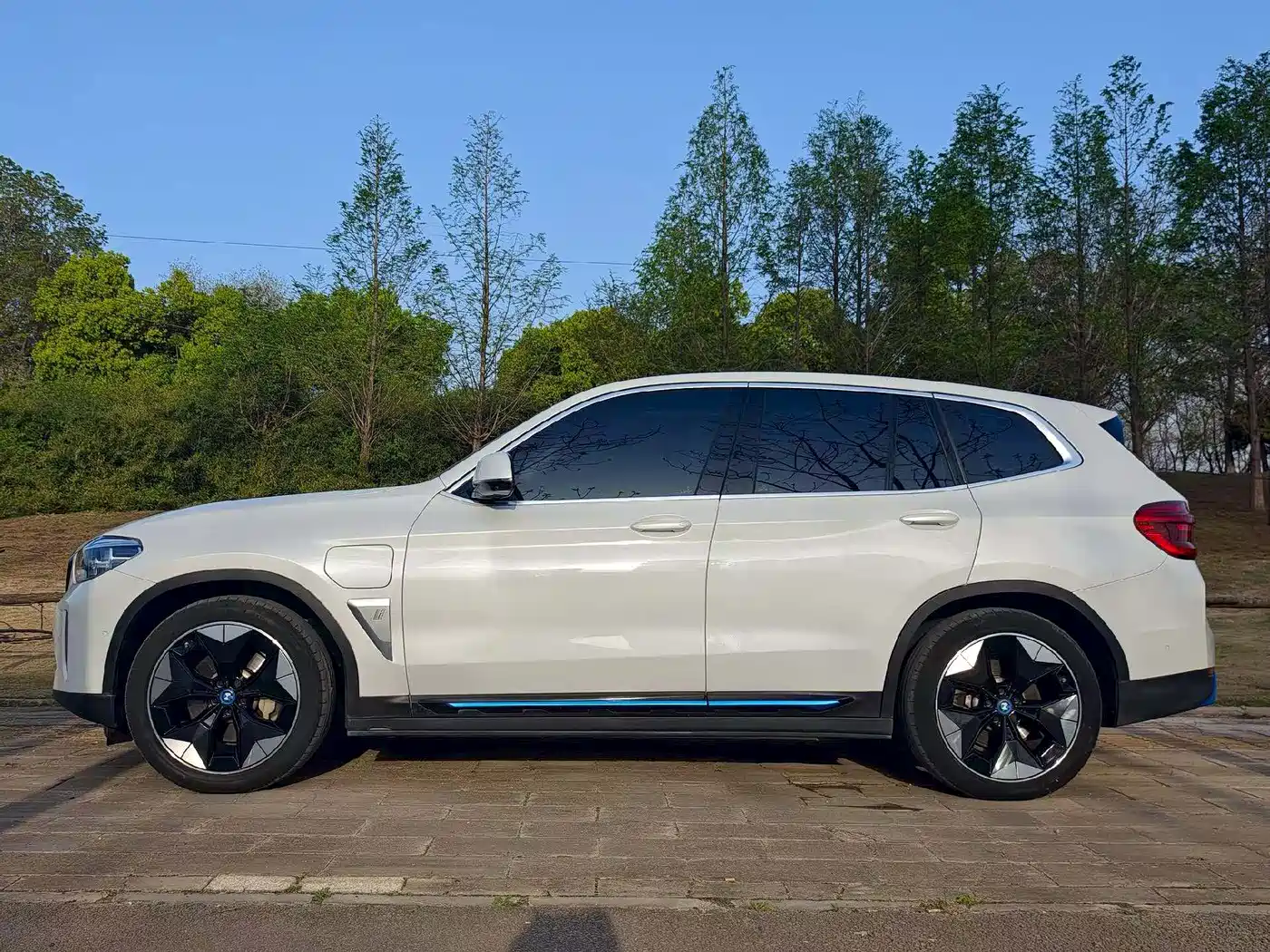 BMW iX3 2021 Pioneer фото 3