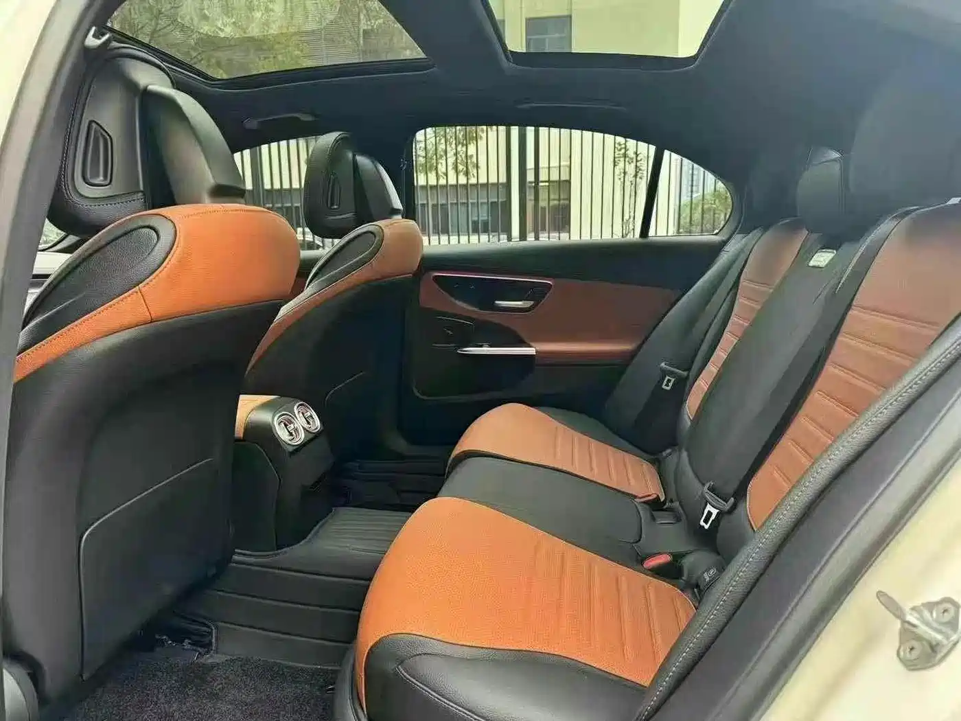 Mercedes-Benz C-Class 2022 C 260 L Sport Edition фото 6