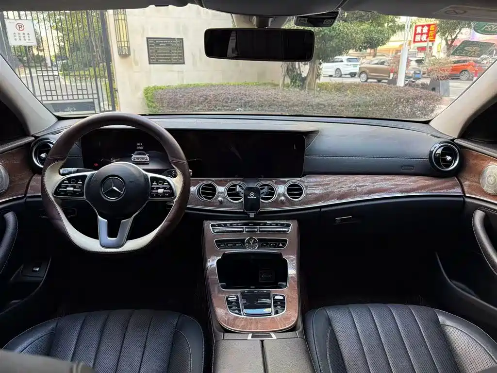 Mercedes-Benz E-Class 2020 Facelift E 300 L Exclusive фото 9