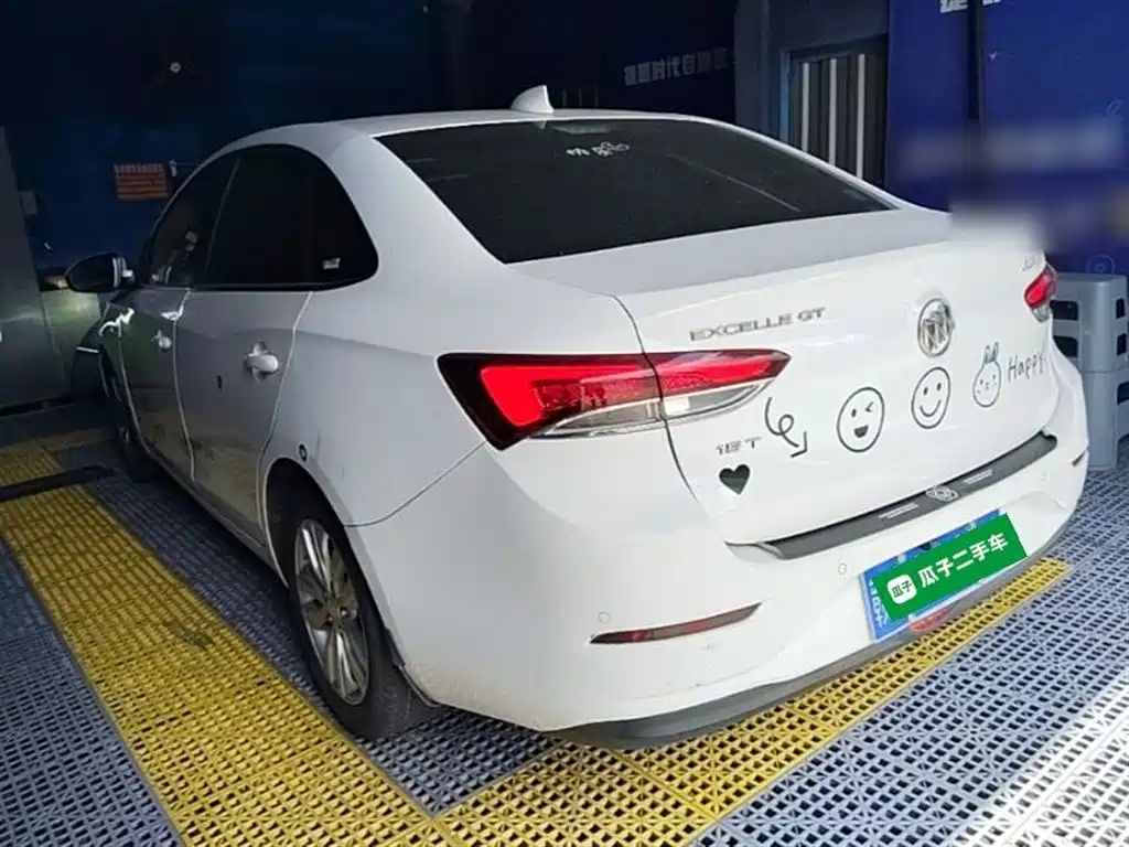 Buick Excelle 2019 15T DCT Connected Elite (China V) фото 5