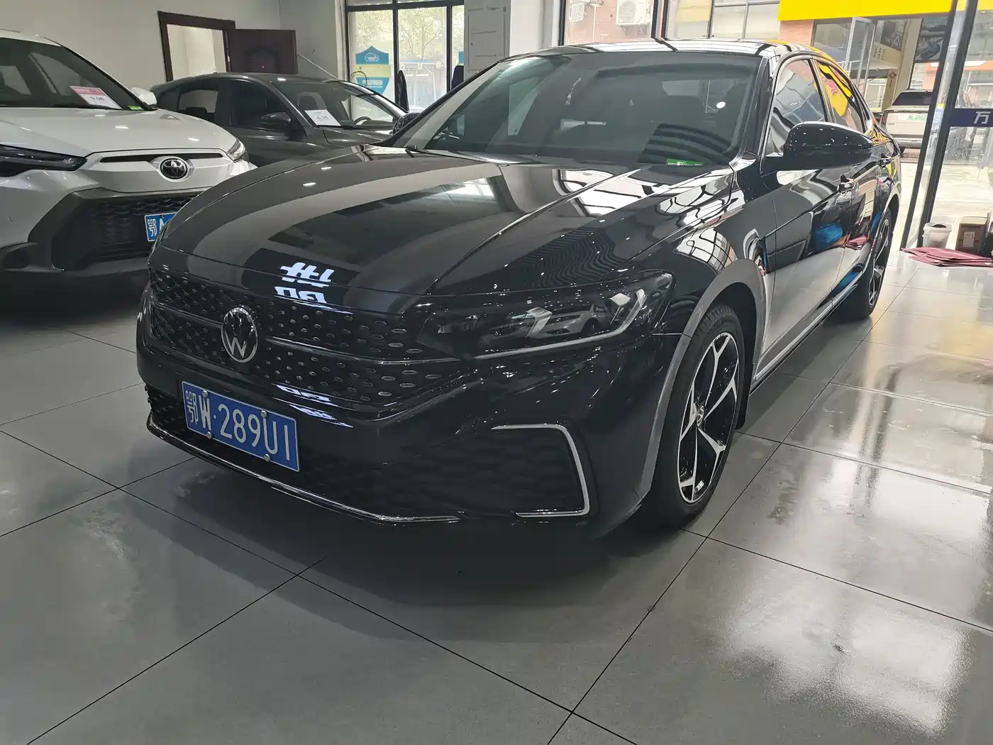 Volkswagen Passat 2024 380TSI Starlight Dragon Soaring Edition