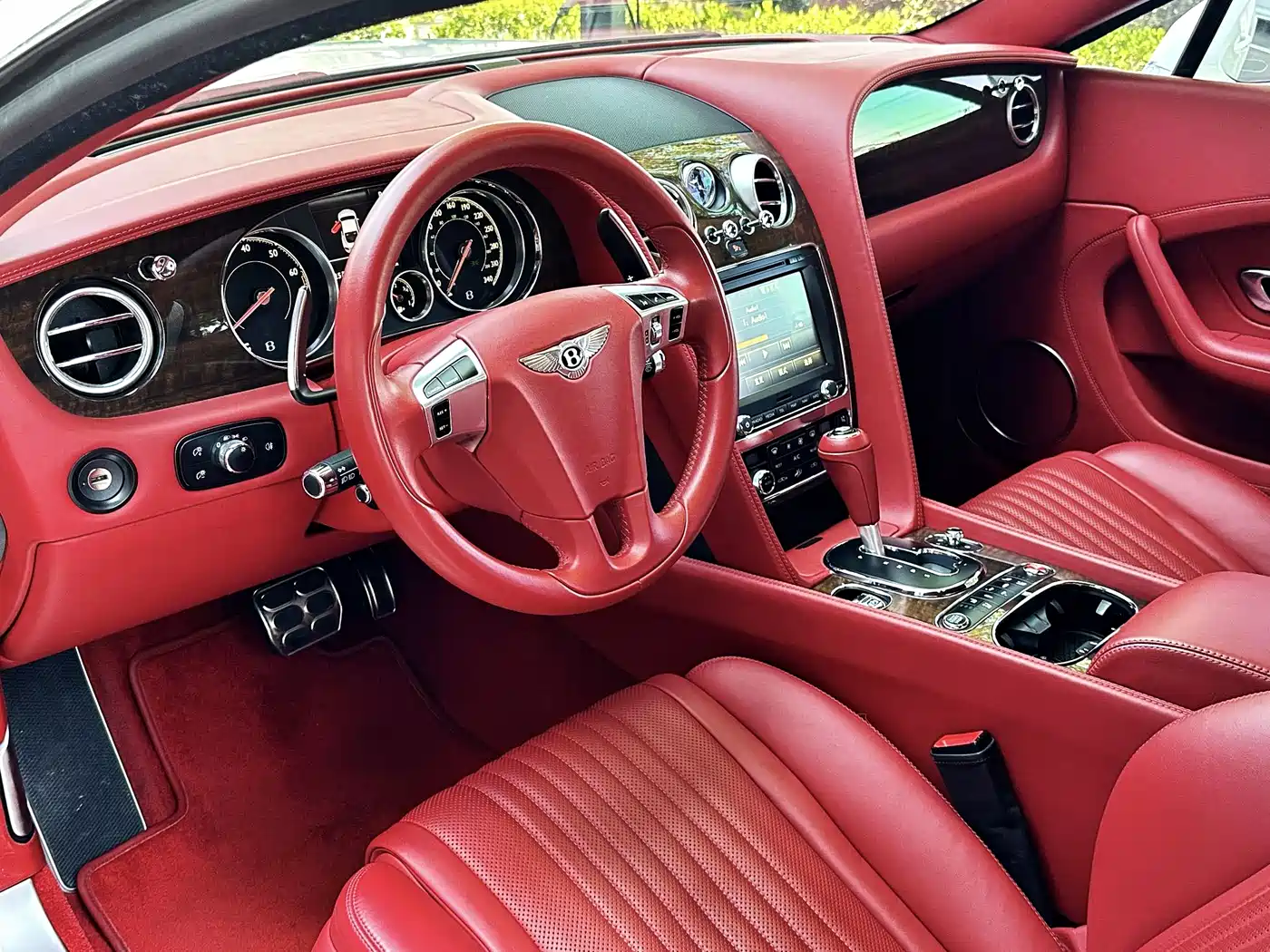 Bentley Continental 2017 4.0T GT V8 Standard фото 9