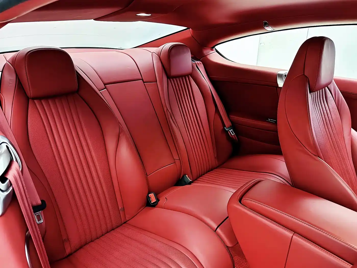 Bentley Continental 2017 4.0T GT V8 Standard фото 3