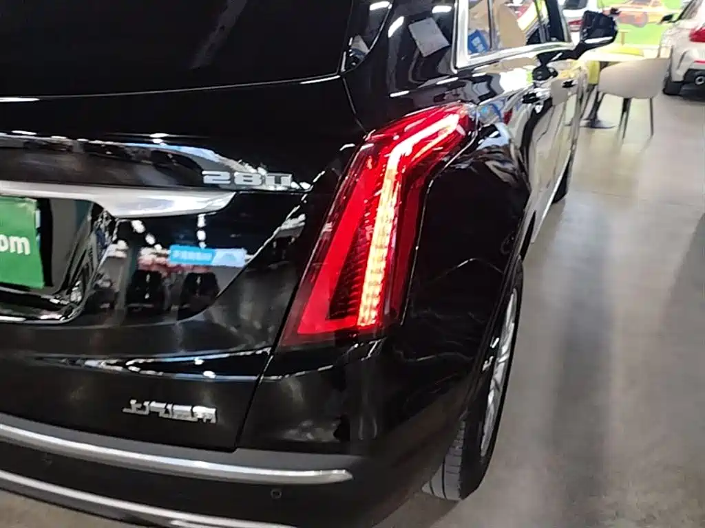 Cadillac XT5 2021 2.0T 2WD Luxury Edition фото 8